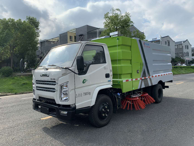 國六江鈴凱銳掃路車